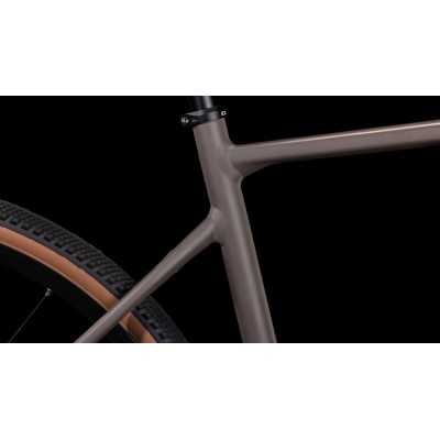 CUBE NUROAD ONE 2025 CEDAR 'N' BLACK