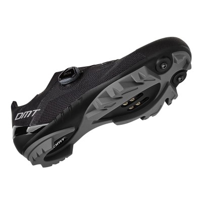 DMT KM4 BLACK/BLACK